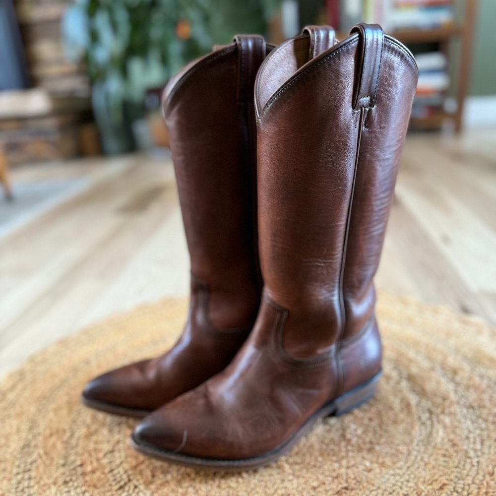 Frye Billy Western Pull-On Cowboy Boots Cognac